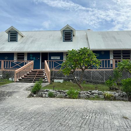 Апартаменты Turtles Nest Bahamas Джорджтаун Экстерьер фото